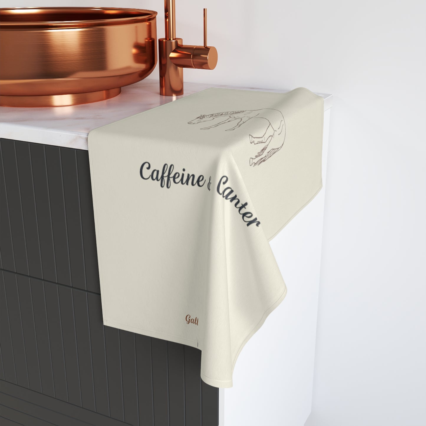 Toalla de manos ecuestre - Cafeína y galope, regalo para amantes de los caballos, decoración de cocina, decoración ecuestre, estilo rústico, toalla única